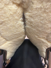 Load image into Gallery viewer, Used 18” High Horse Daisetta Western Saddle #21985
