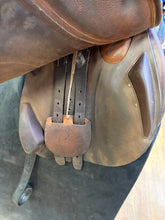 Load image into Gallery viewer, Used 17.5” Antares Classique 2018 Saddle #27407
