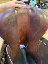 Load image into Gallery viewer, Used 18” CWD Classic Close Contact #22934
