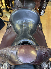 Load image into Gallery viewer, Used Tucker Horizon 16.5” Trail Saddle #25710
