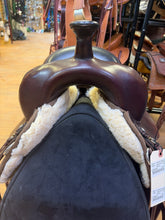 Load image into Gallery viewer, Used 16” High Horse El camp Western Saddle
