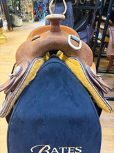 Load image into Gallery viewer, Used 16” Billy Cook Western Training Saddle #25947
