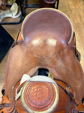 Load image into Gallery viewer, Used 16” McCall Wade Western Saddle #27495
