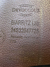 Load image into Gallery viewer, Used 17.5” Devoucoux Biarritz Lab
