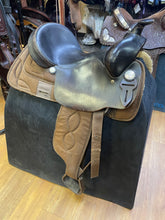 Load image into Gallery viewer, Used 16” Big Horn Gaited Western Saddle #19225
