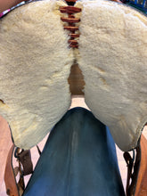 Load image into Gallery viewer, Used 16” Nash Bear Trap Barrel Saddle #28761
