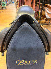 Load image into Gallery viewer, Used 18” Lovatte &amp; Ricketts Berkeley Dressage #29116
