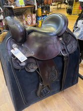Load image into Gallery viewer, Used 17” Stage Coach West Trail Saddle #25711
