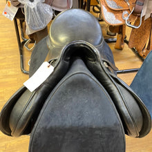 Load image into Gallery viewer, Used 17.5” Kieffer All Purpose Aachen Saddle #14436
