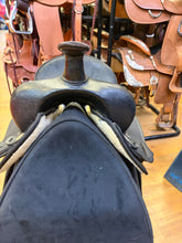 Load image into Gallery viewer, Used 15” Abetta Western Saddle #29567

