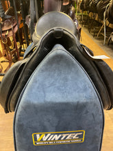 Load image into Gallery viewer, Used 17” Kieffer Kiel Model 3000 dressage saddle #20668
