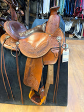 Load image into Gallery viewer, Used 15” Circle Y Walnut Grove Western Saddle #27055
