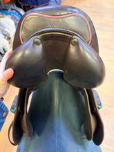 Load image into Gallery viewer, Used 17” Prestige Michel Robert Close Contact
