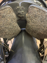 Load image into Gallery viewer, Used 16” Allegany Endurance Saddle AW #22148
