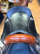 Load image into Gallery viewer, Used 16” Double Diamond xwide Endurance Saddle #29561
