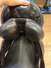 Load image into Gallery viewer, Used 18” Stubben 1894 Dressage Saddle #23643
