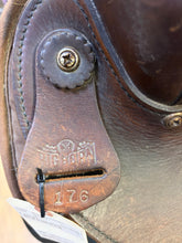 Load image into Gallery viewer, Used 17” Big Horn 176 Western Saddle #28039
