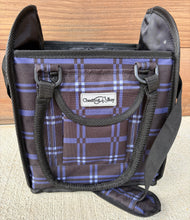 Load image into Gallery viewer, Chestnut Bay Small Collapsible Groom Tote
