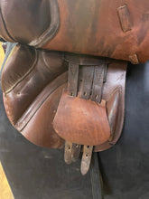 Load image into Gallery viewer, Used 17.5” Black Country Quantum close contact #24941
