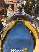 Load image into Gallery viewer, Used 16” Crates 2222 Classic Reining Saddle Round Skirt #29531
