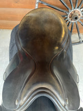 Load image into Gallery viewer, Used 17.5” Berney &amp; Brother All Purpose Saddle #18255
