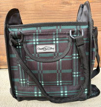 Load image into Gallery viewer, Chestnut Bay Small Collapsible Groom Tote
