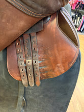Load image into Gallery viewer, Used 17” County Sensation Close Contact #28052
