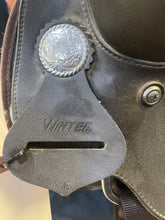 Load image into Gallery viewer, Used 16” Wintec Western Saddle #22057
