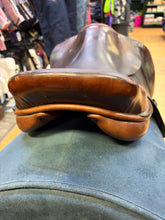 Load image into Gallery viewer, Used 17” Beval Close Contact Saddle #29913

