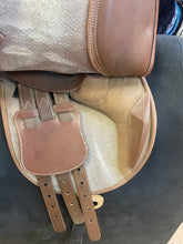 Load image into Gallery viewer, Used 15” Wintec Close Contact #23605
