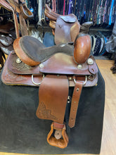 Load image into Gallery viewer, Used 15” Circle S Western Saddle #19863
