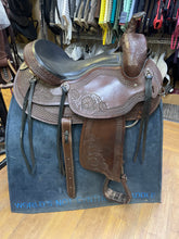 Load image into Gallery viewer, Used 16” Dakota Halflinger Tree #25266
