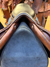 Load image into Gallery viewer, Used 17” CWD Calf Skin Covered #29080
