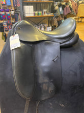 Load image into Gallery viewer, Used 17.5” Dover Circuit Dressage Saddle #25425
