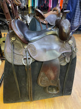 Load image into Gallery viewer, Used 17” Stage Coach West Trail Saddle #25711
