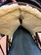 Load image into Gallery viewer, DEMO 16” High Horse Daisetta Western Saddle xwide
