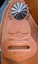 Load image into Gallery viewer, Used 17&quot; Continental C71 The Plain Performer Western Saddle
