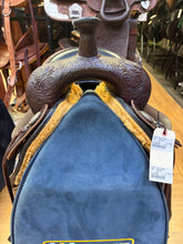 Load image into Gallery viewer, Used 14” High Horse Mesquite Western Saddle #27420
