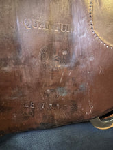 Load image into Gallery viewer, Used 17” Black Country Quantum close contact #24889
