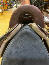 Load image into Gallery viewer, Used 16.5” Tucker Equitation Endurance Saddle #19018
