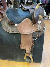 Load image into Gallery viewer, Used 16” Nash Barrel Saddle #23954
