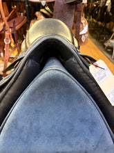 Load image into Gallery viewer, Used 17” Custom Saddlery Dressage saddle #27952
