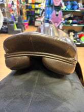 Load image into Gallery viewer, Used 17” Collegiate Senior Event Saddle #28050
