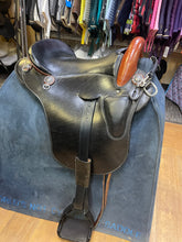 Load image into Gallery viewer, Used 16” Double Diamond Endurance Saddle
