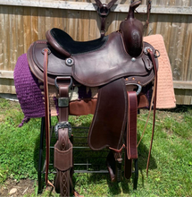 Load image into Gallery viewer, 16.5” Custom Kelly Stickney Saddlery
