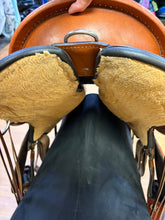 Load image into Gallery viewer, Used 15” Circle Y Walnut Grove Western Saddle #27055
