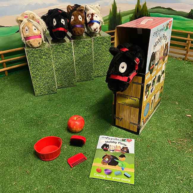 Crafty Ponies Hobby Pony Set