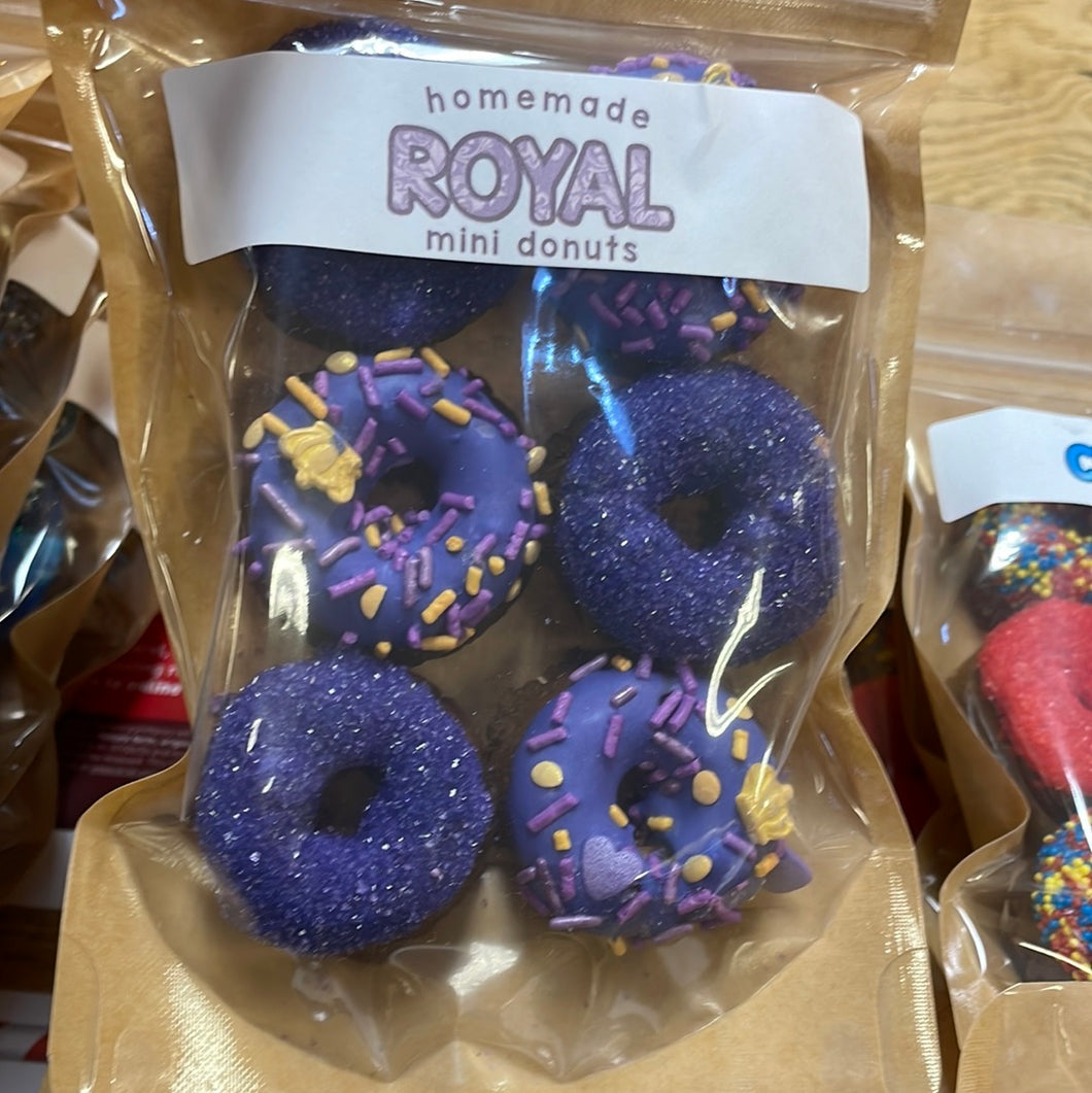 The Posh Pony Donut Treat -8599