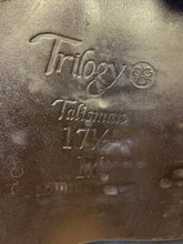 Load image into Gallery viewer, Used 17.5” Trilogy Talisman Close Contact Saddle #23644
