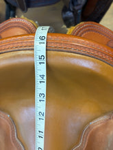 Load image into Gallery viewer, Used 15.5” McCall Wade Sunflower Saddle

